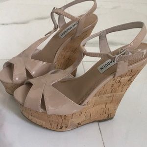 Steve Madden woonderr wedge nude blush